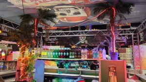 Barcatering: Die perfekte Bar für Ihr Event stärkt die Geselligkeit und sorgt für die richtige Getränkeauswahl auf Ihrer Feier.