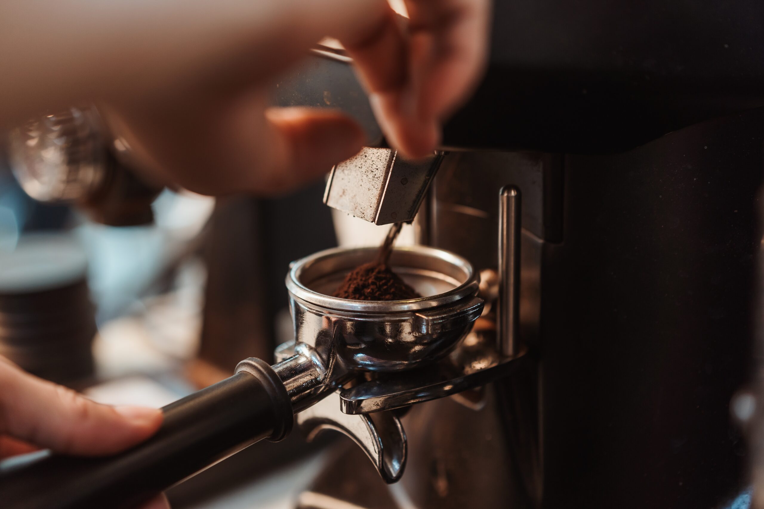 Kaffeemaschine mieten statt kaufen - darum lohnt sich das bei Jura und Nespresso